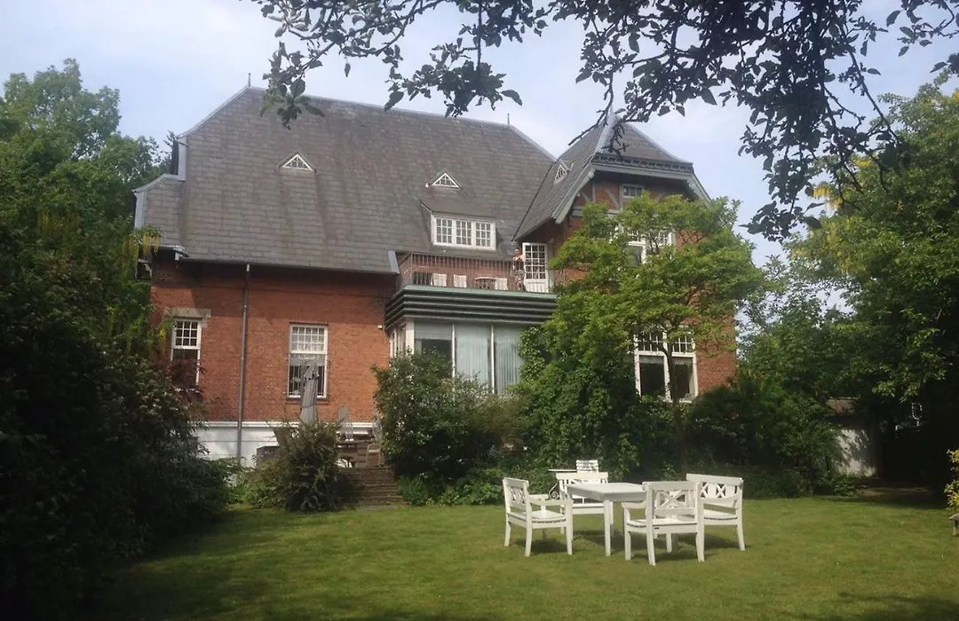 Casa Corner Bed & Breakfast-1